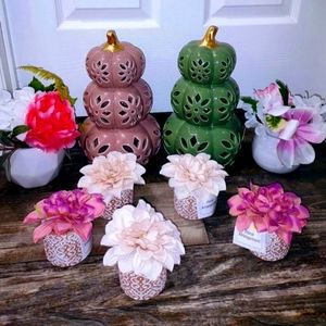 Fall decor. Ceramic pumpkins / candle holders, floral accents